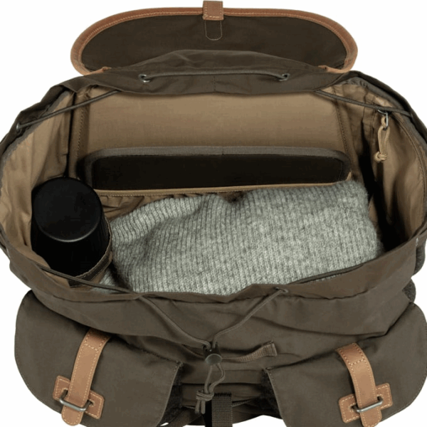 Fjällräven Värmland Rucksack Dark Olive - Brown - Image 3